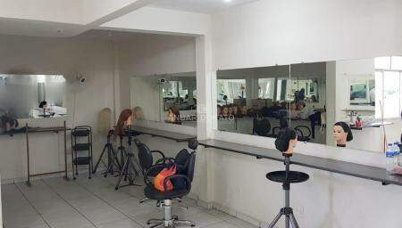 Centro - Prédio comercial à venda na Anuar Donato : 